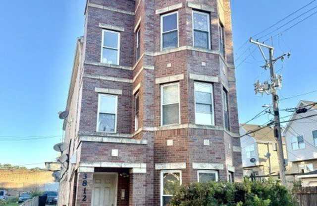 3812 W Maypole Avenue Gallery 1