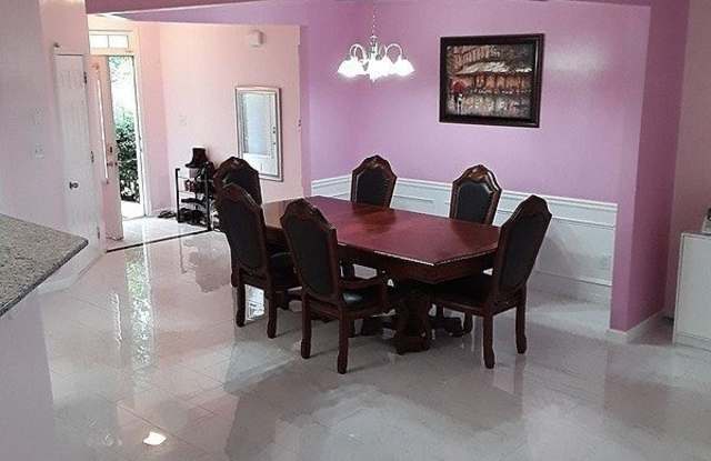 595 Cool Weather Drive Gallery 3