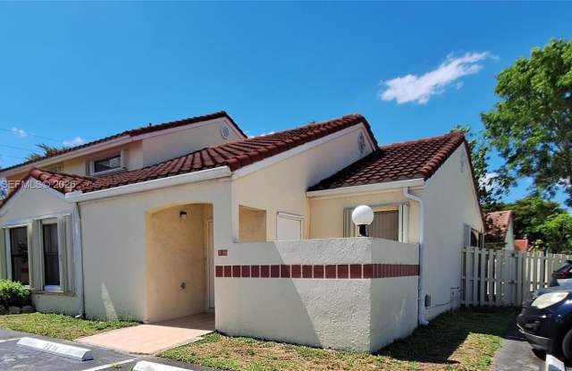 3214 San Remo Cir photos photos