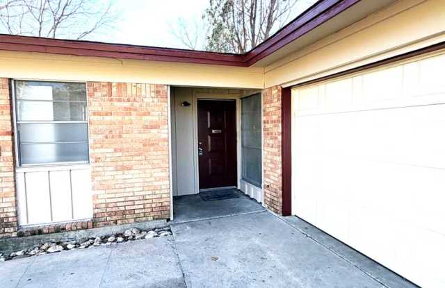 Fantastic Corner Lot Home in Harker Heights Gallery 3