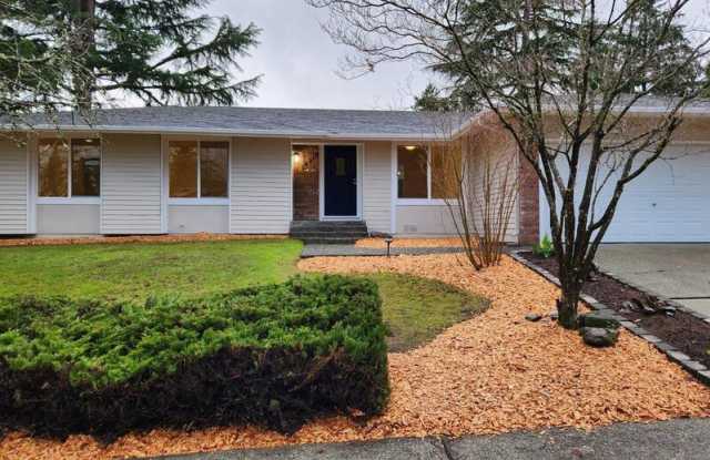 14219 NE 64TH CT - 14219 Northeast 64th Court, Redmond, WA 98052