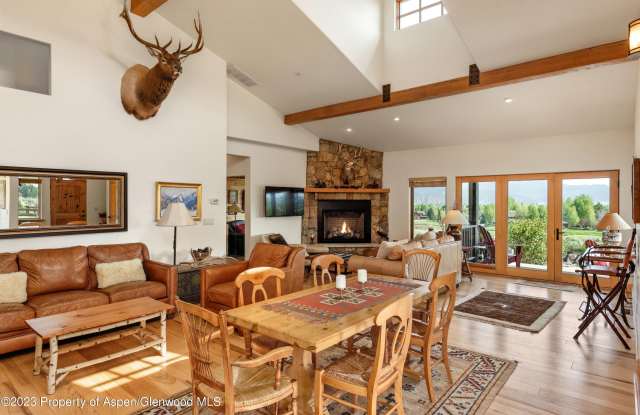 4072 Crystal Bridge Drive Gallery 3