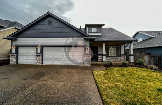 Beautiful Home Next Creekside Golf Club photos photos