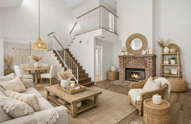 2217 Vanderbilt Lane photos photos