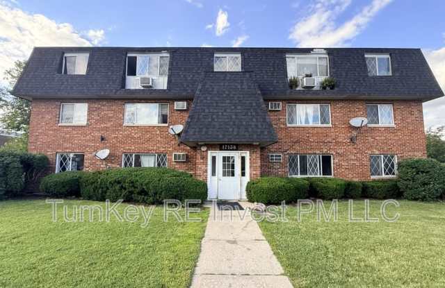 17138 71st Avenue - 12 photos photos 17138 71st Avenue - 12 photos photos