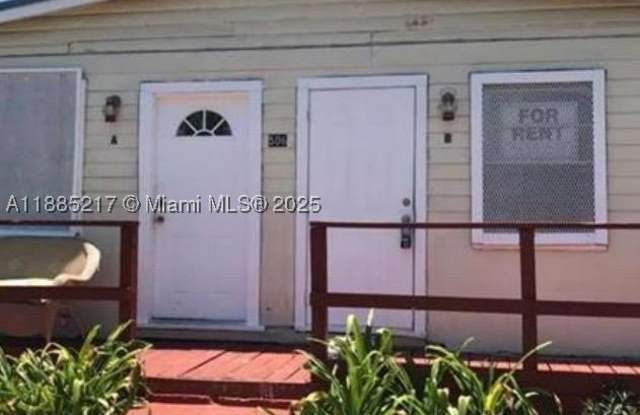 506 18th St photos photos