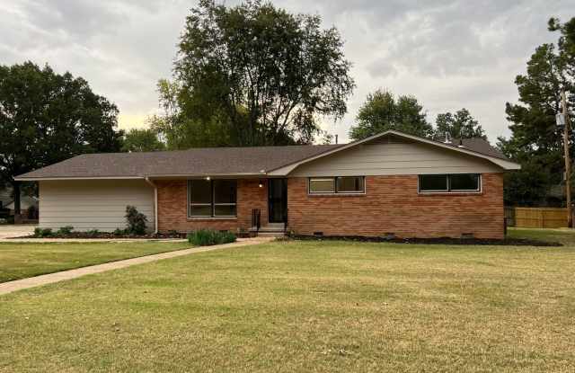 1805 Starling Dr photos photos