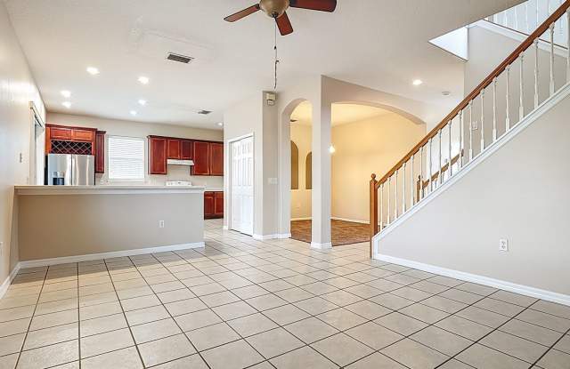 3/2.5 Townhome Gallery 4