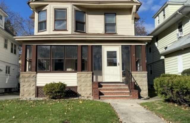 4 CLAREMONT PL Gallery 2