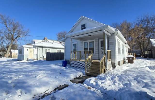 2914 Sewell Street photos photos