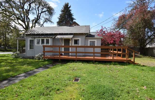 Cozy 2-Bedroom Home Near West Albany High School! photos photos