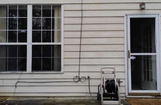 5820 Terremont Circle Gallery 2