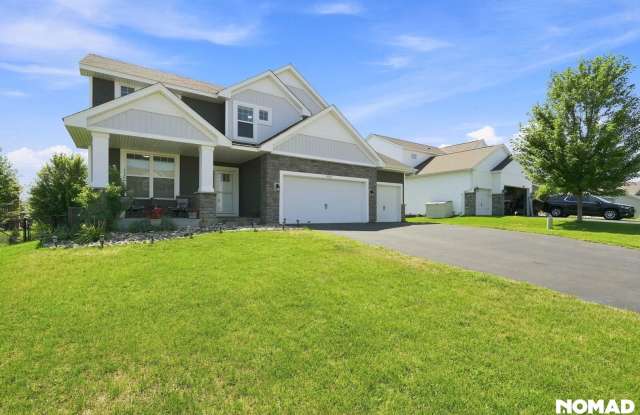 Spacious 4 BR House in Cottage Grove photos photos