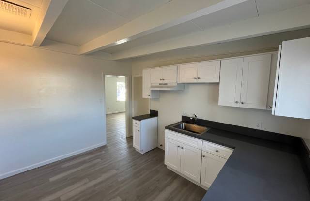 813 E. Mariposa Way Gallery 2