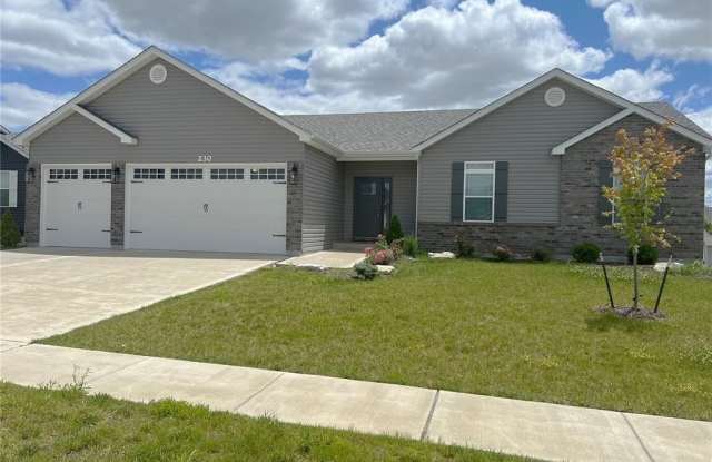 230 Huntleigh Parkway Gallery 1