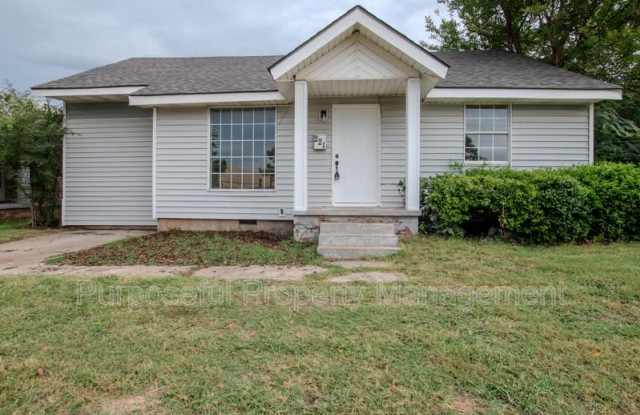 221 West Douglas Drive photos photos