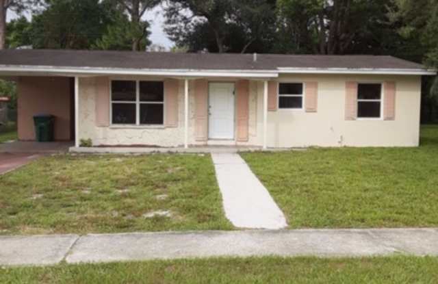 3 Bed 1 Bath Home | Pet Friendly | Washer Dryer Hook Ups | Section 8 Welcome photos photos