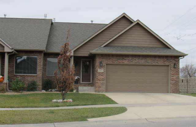 2047 N. Springbrook photos photos