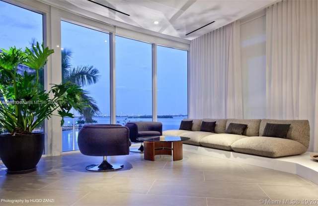 2020 N Bayshore Dr photos photos