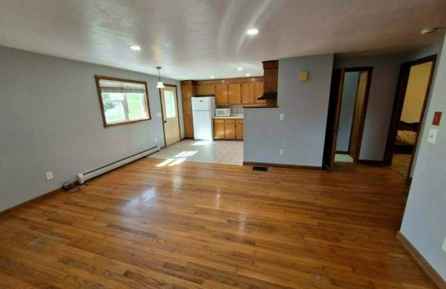 46 Glen St. photos photos