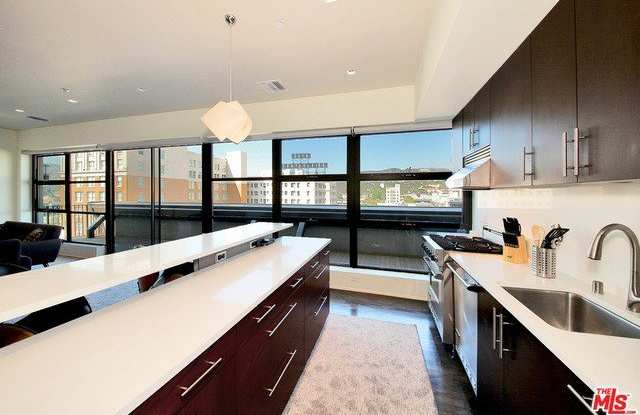 1645 N Vine St photos photos
