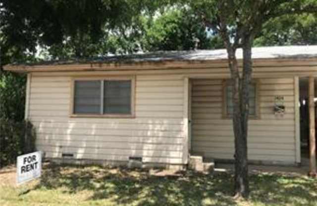 1404 Alice - 1404 Alice St, Denton, TX 76201