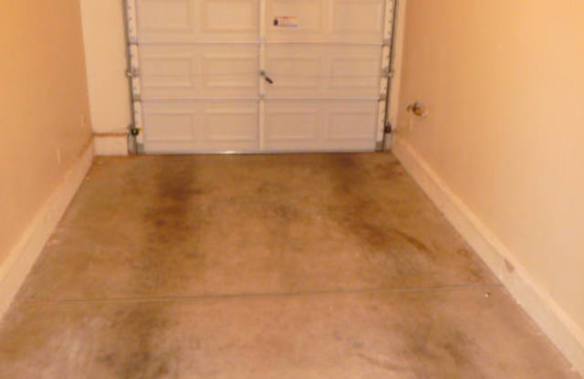 2 bed/2 bath condo in Aliante Gallery 4