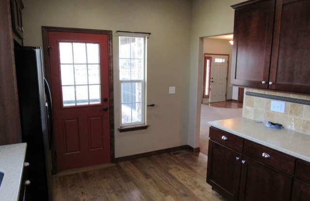 4882 Raven Run Gallery 4