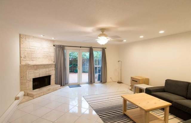 929 SE 13th St photos photos