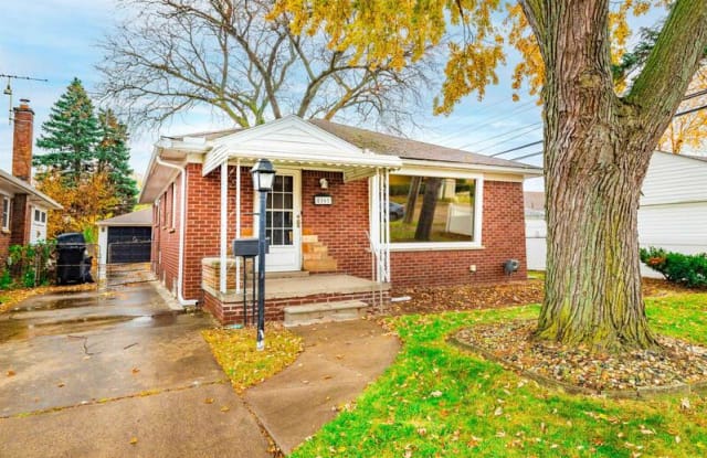 8161 Kolb Avenue - 8161 Kolb Avenue, Allen Park, MI 48101