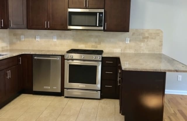 537 NEWARK AVE - 537 Newark Avenue, Kenilworth, NJ 07033