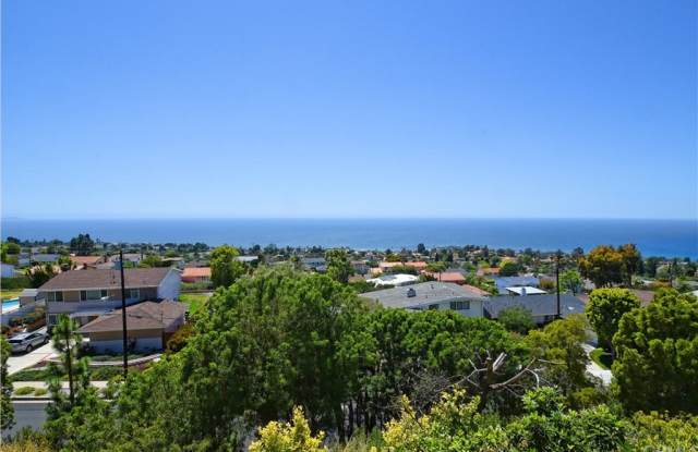 28419 Hazelridge Drive Gallery 2