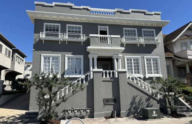 2951 Fourth Avenue - 2957 photos photos