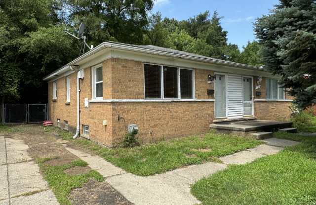 2264 Stieber Street photos photos