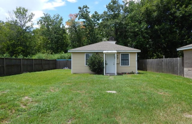 104 Harlton - 104 S Harlton, La Marque, TX 77568