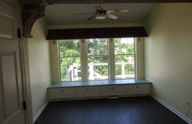 1024 JEANETT Way Gallery 3