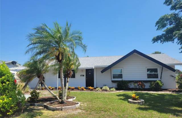 714 CYPRESS PLACE photos photos