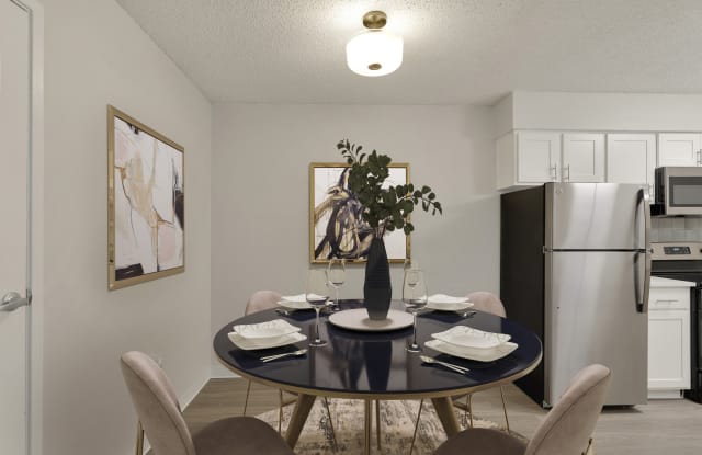 Canopy Creek Apartments Gallery 2