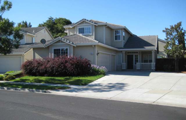 Gorgeous 4 Bedroom, 3 Bath in Brentwood photos photos