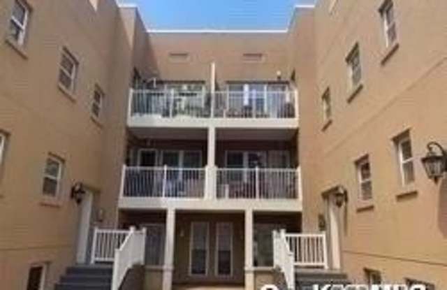255 W Broadway - 255 West Broadway, Long Beach, NY 11561