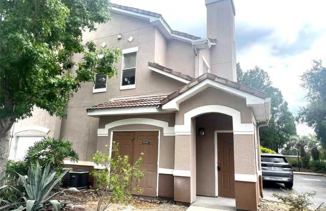 18046 VILLA CREEK Drive Gallery 2