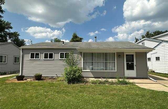 1615 E Greig Avenue photos photos
