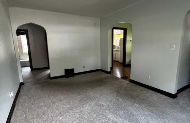 3 Bedroom Home for Rent – 1455 W 12th St., Davenport, IA 52804 photos photos