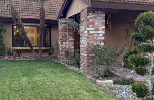 8031 Joan Circle Gallery 2