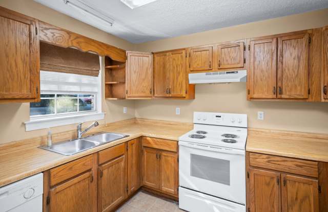 8564 Garden Circle - 1 Gallery 2