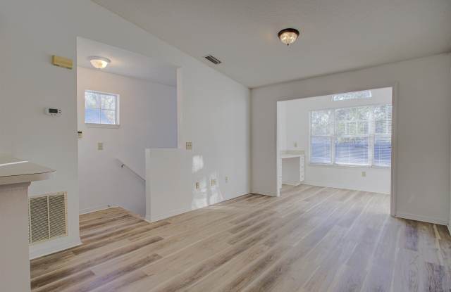 15205 HARBOUR VISTA CIR photos photos