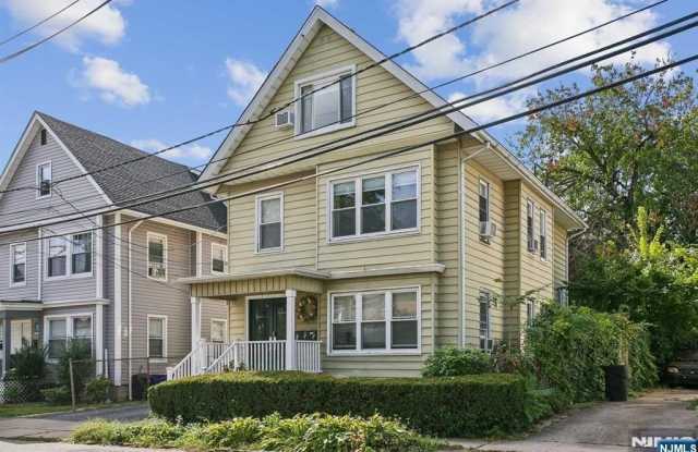 16 Henry Street 3 - 16 Henry Street, Bloomfield, NJ 07003