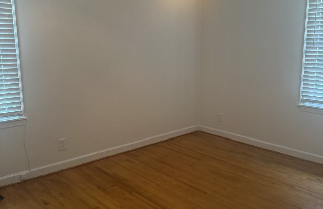 102 Outerbridge Road Gallery 4