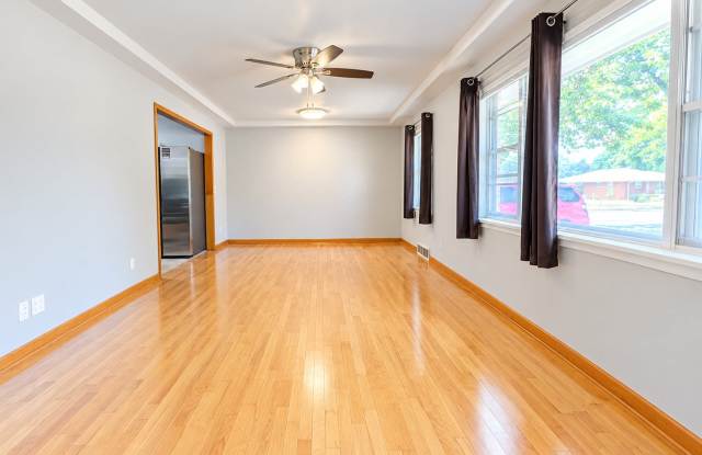 1428 Avondale Drive Gallery 2