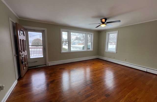 Rancher on a Quiet Manheim Borough Street - 202 North Grant Street, Manheim, PA 17545